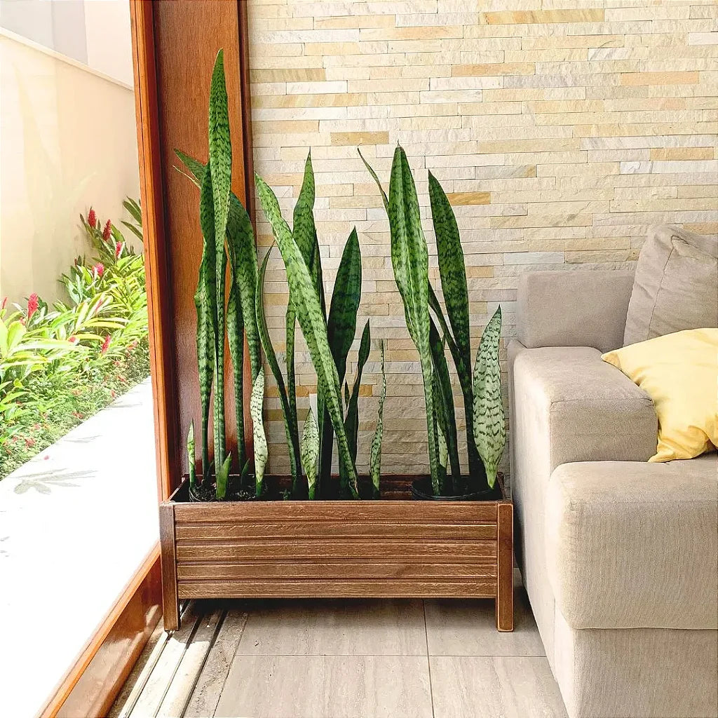 Jardineira de Madeira Ripada para Plantas